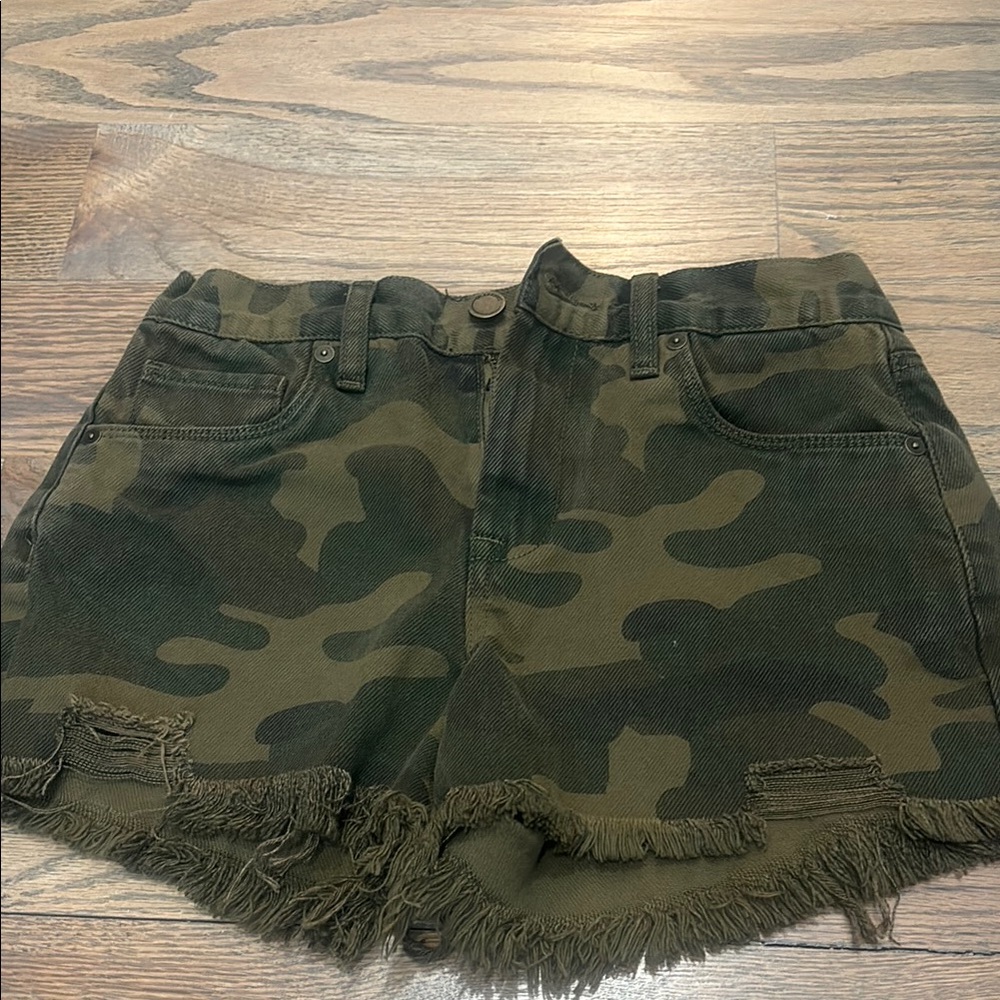 Blank NYC Camo Green Women's Shorts